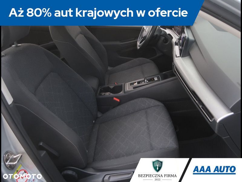 Volkswagen Golf - 10