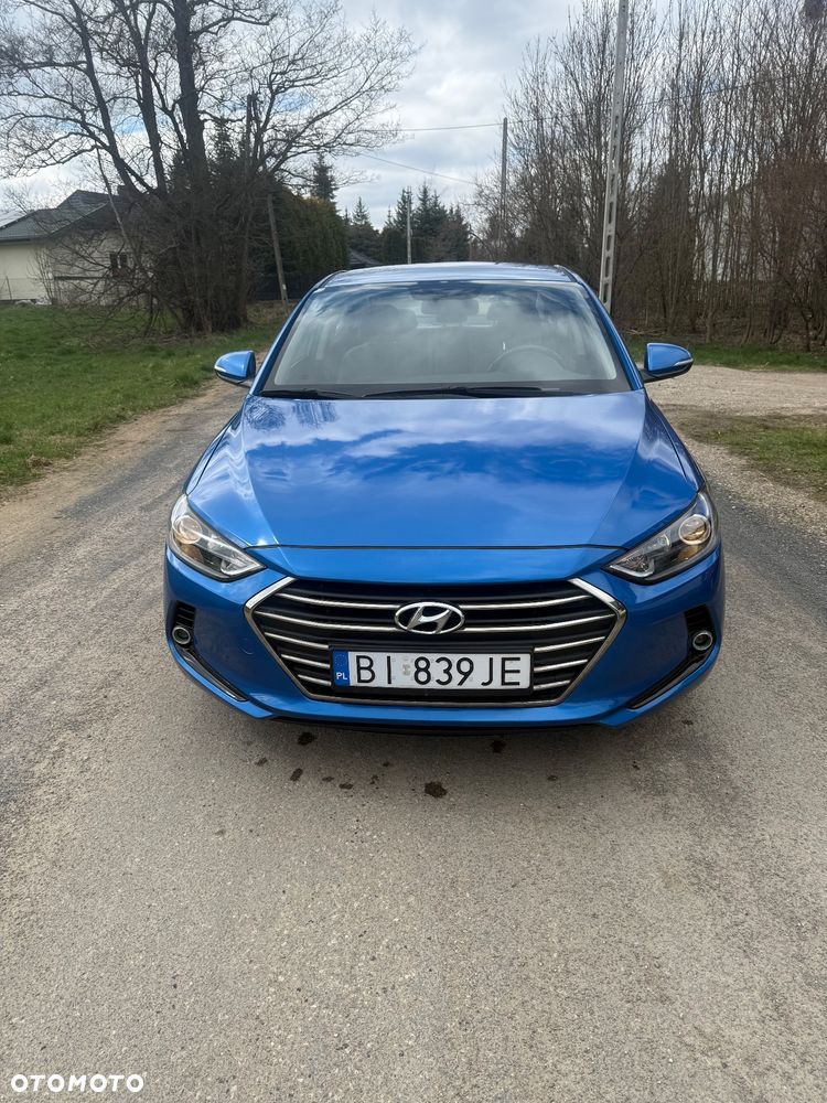 Hyundai Elantra 1.6 Comfort - 1