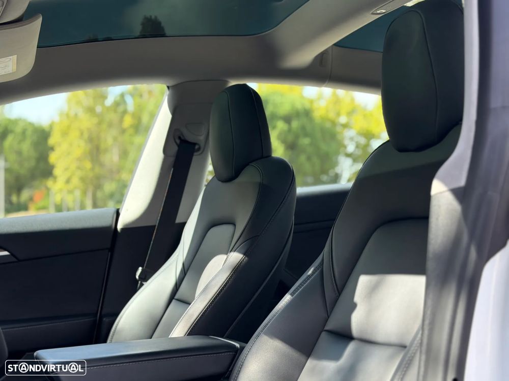 Tesla Model 3 Tração Traseira Premium - 17