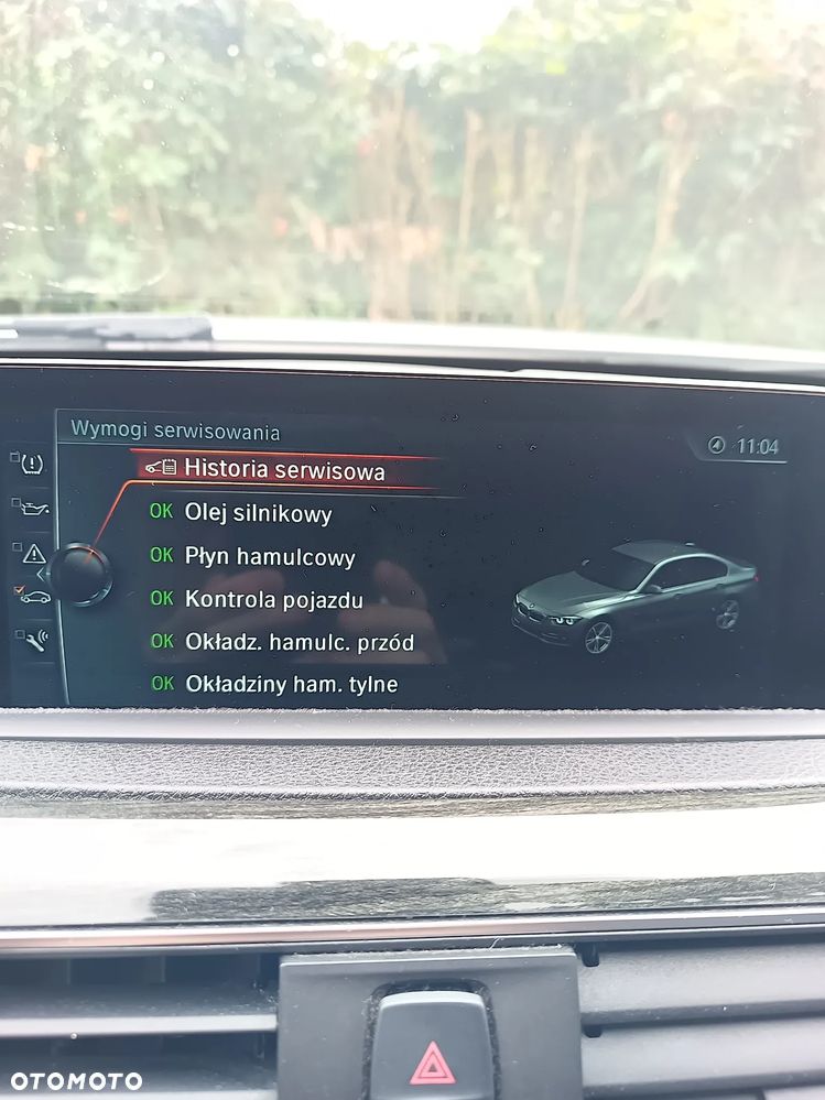 BMW Seria 3 330e iPerformance Luxury Line - 24