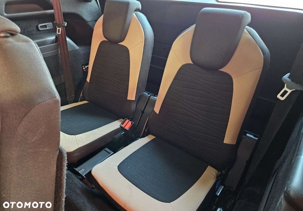 Citroën C4 Grand Picasso - 12