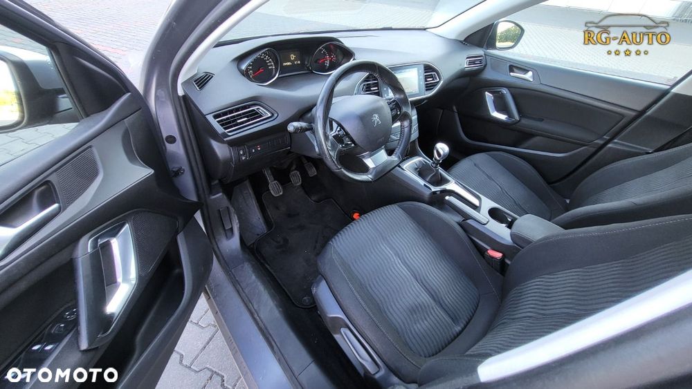 Peugeot 308 - 19