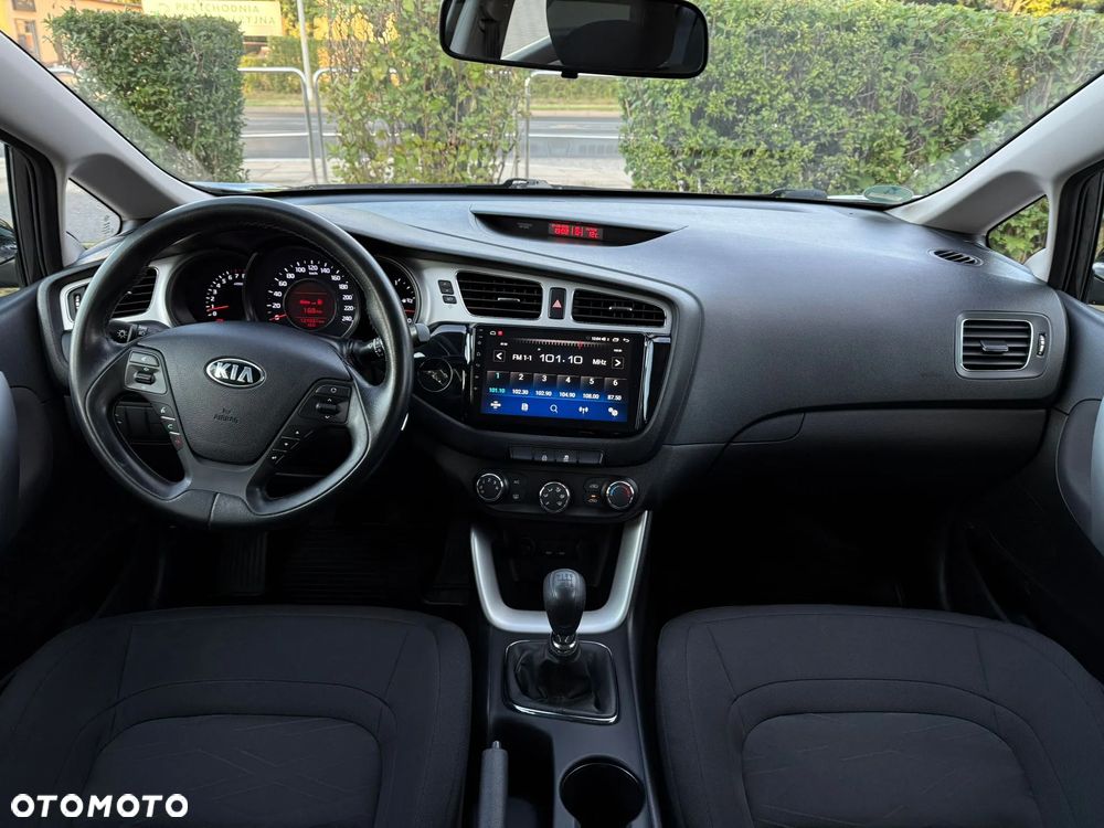 Kia Ceed 1.6 GDI Edition 7 - 33