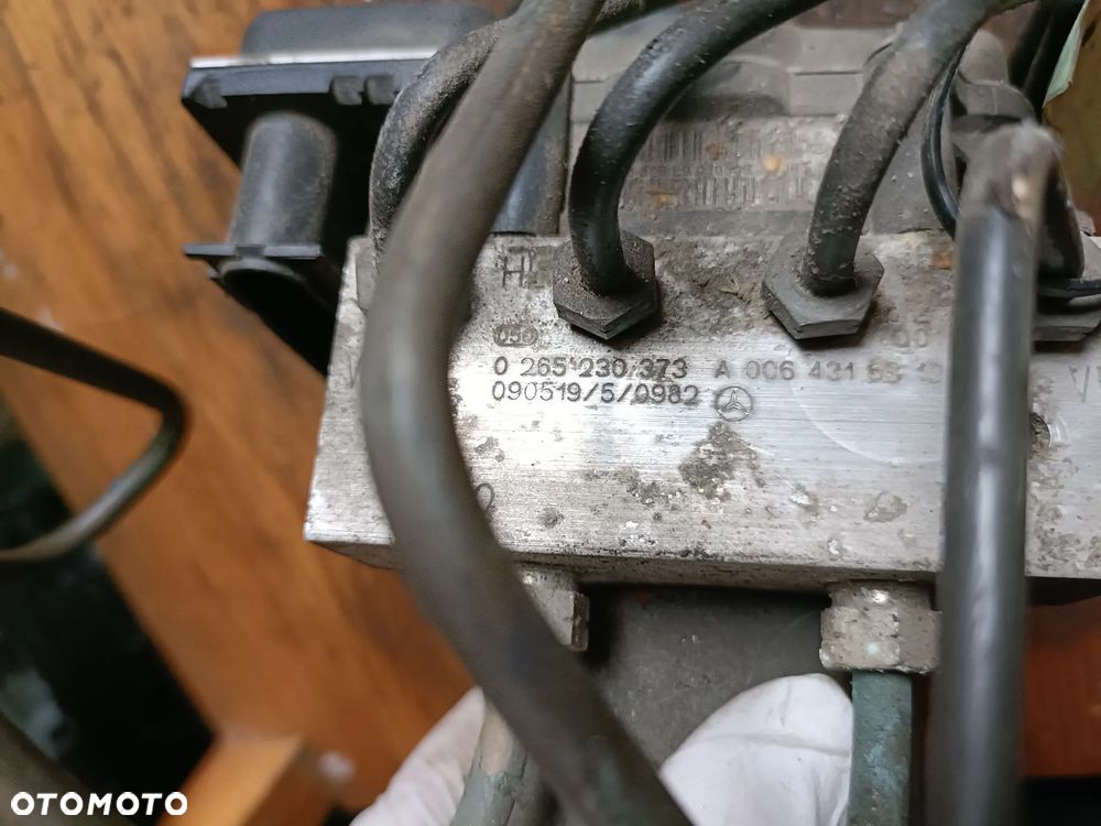MERCEDES B-KLASA W245 05-11 1,7 B pompa hamulcowa ABS 0265230373 * - 7