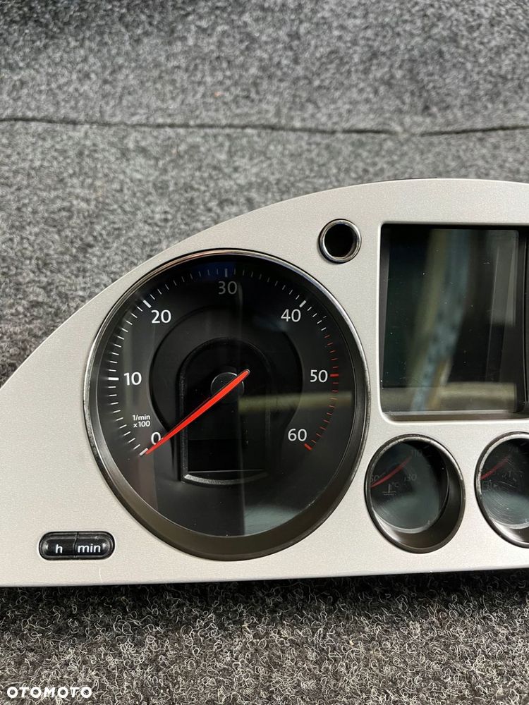 vw passat b6 2.0 tdi licznik zegary ramka dekor - 4