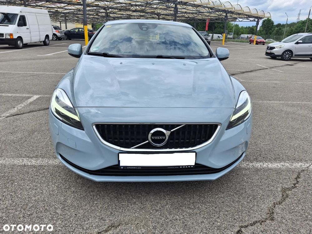 Volvo V40 T2 Drive-E Momentum - 9