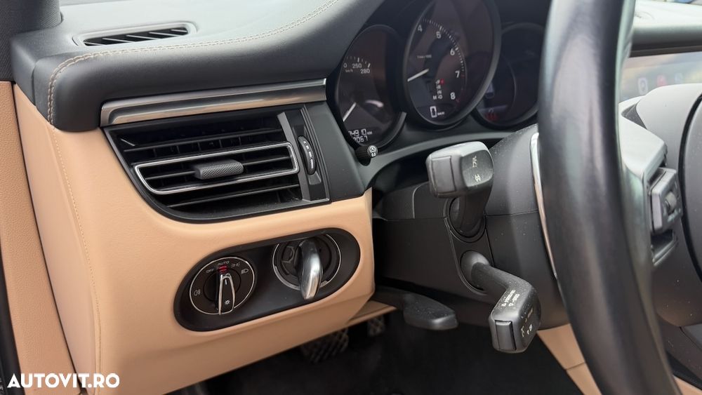 Porsche Macan Standard - 7
