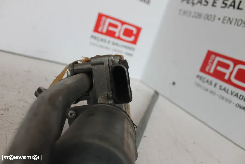 MOTOR LIMPA PARA-BRISAS AUDI A4 2010 - 3