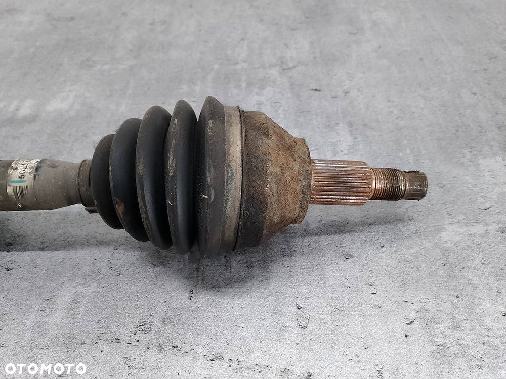 PÓŁOŚ PRAWA PRZÓD ALFA ROMEO 159 50504034 1.9 JTDM - 3