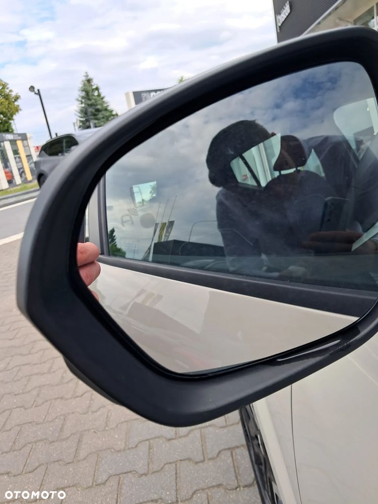 Dacia Sandero - 11