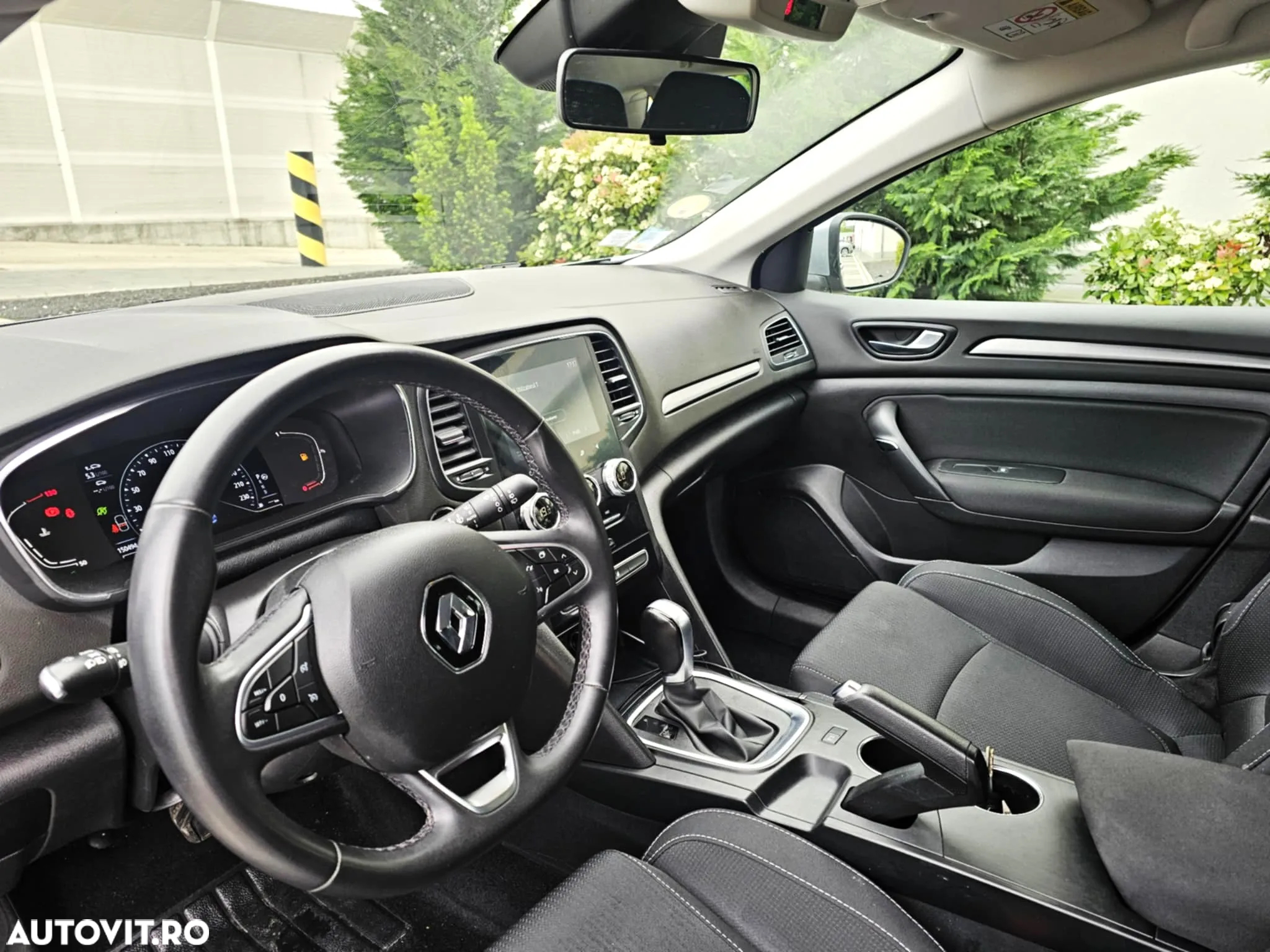 Renault Megane Blue dCi 116 EDC Intens - 10