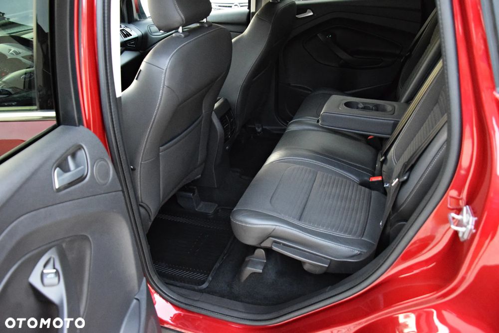 Ford Kuga - 31