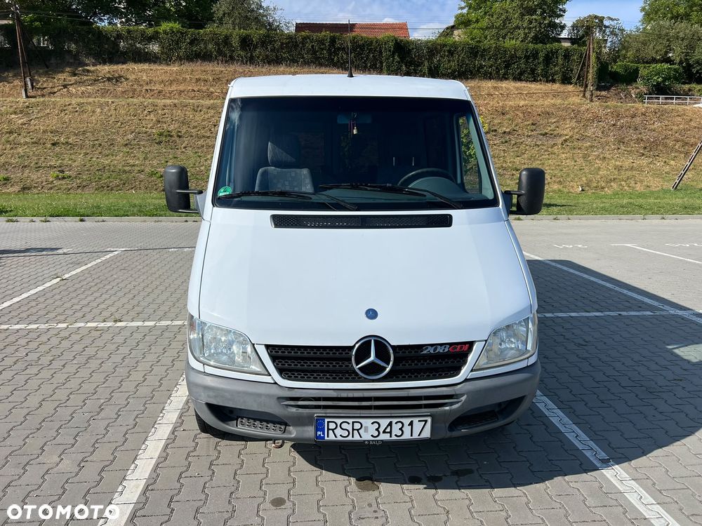 Mercedes-Benz W905 - 2