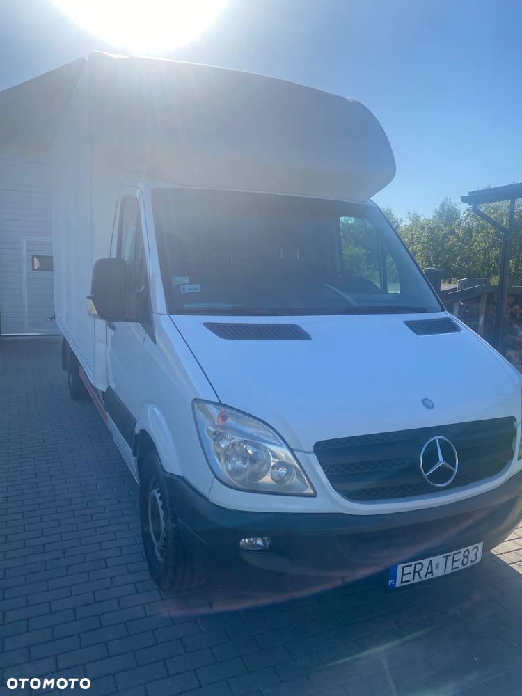 Mercedes-Benz Sprinter - 2