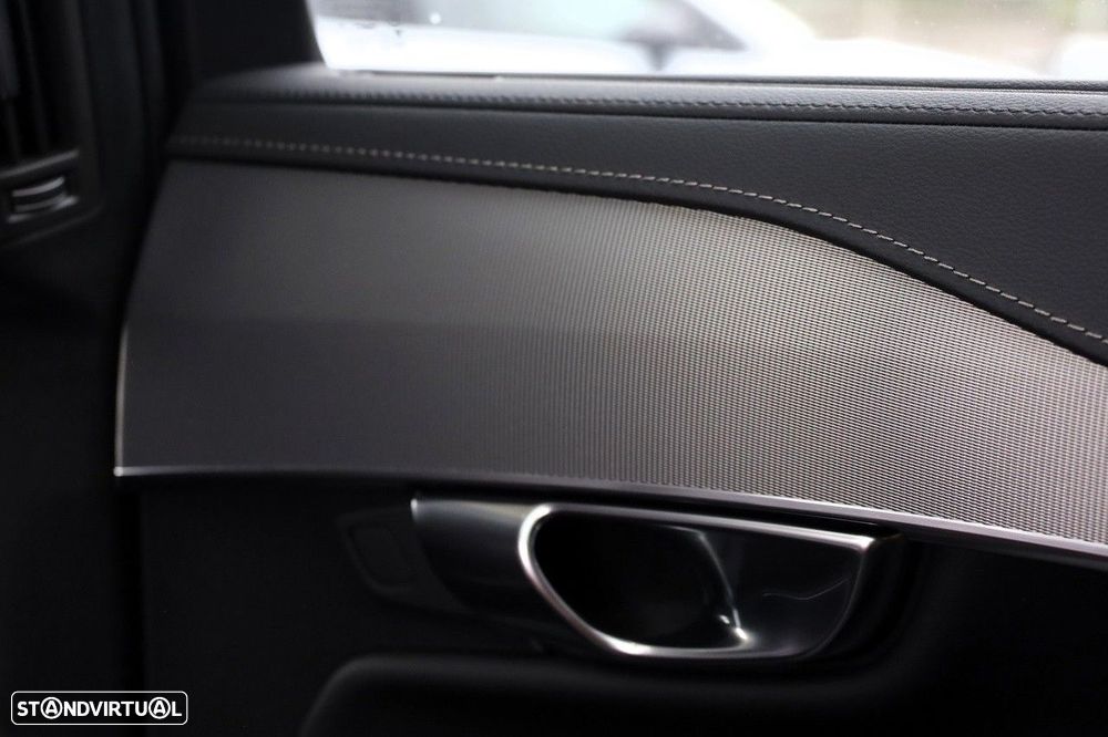 Volvo XC 90 2.0 T8 PHEV Ultra Dark AWD - 23