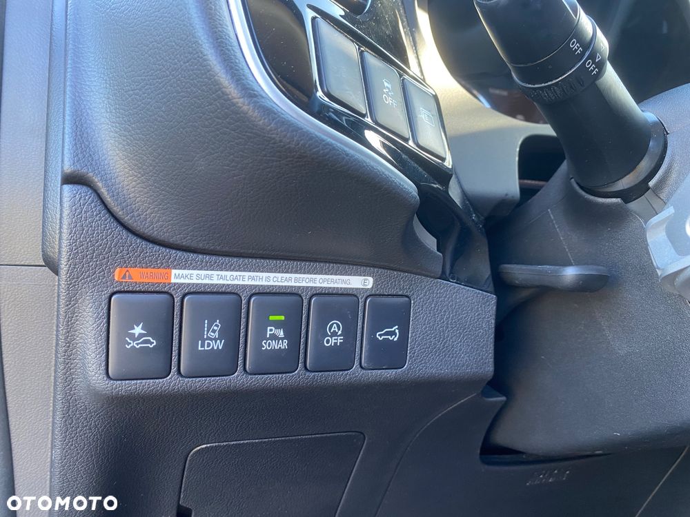 Mitsubishi Outlander 2.0 Intense + 4WD CVT - 10