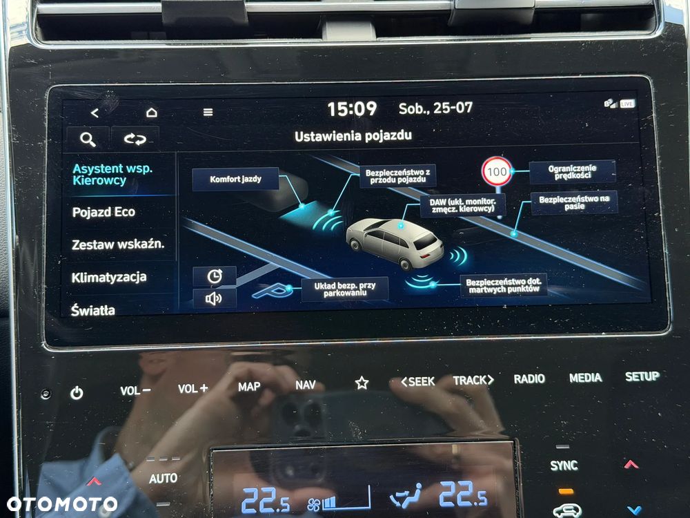 Hyundai Tucson 1.6 T-GDi HEV Executive 4WD - 33