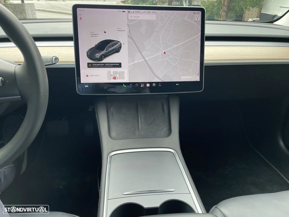 Tesla Model 3 Standard Range Plus RWD - 32