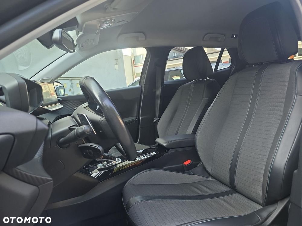 Peugeot 2008 1.5 BlueHDi Allure Pack S&S EAT8 - 12