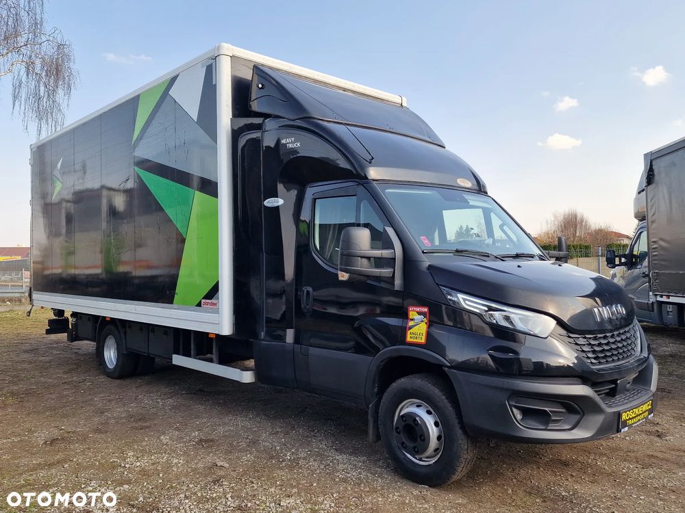 Iveco 70C18, WINDA ,14 EP, SALON PL ,Kontener, Bezwypadkowy ,7,2 T , 3.0 , Spanie z tyłu x2 - 1