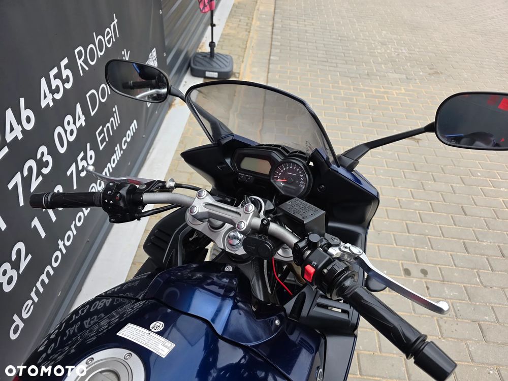 Yamaha FZ - 18