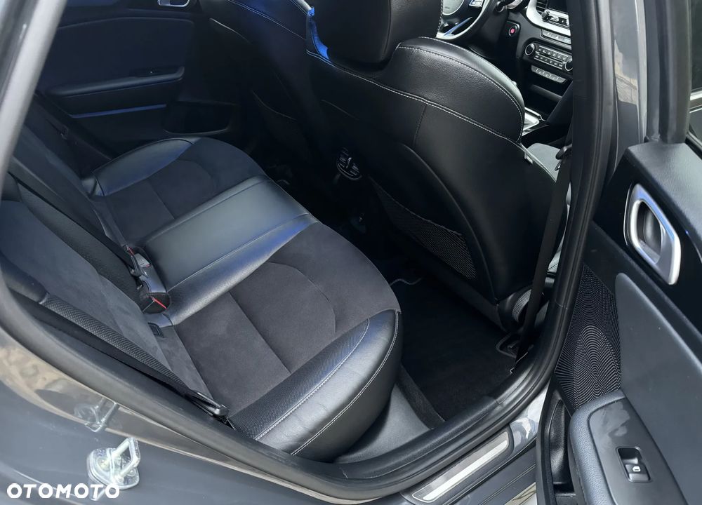 Kia ProCeed 1.5 T-GDI OPF GT LINE - 18