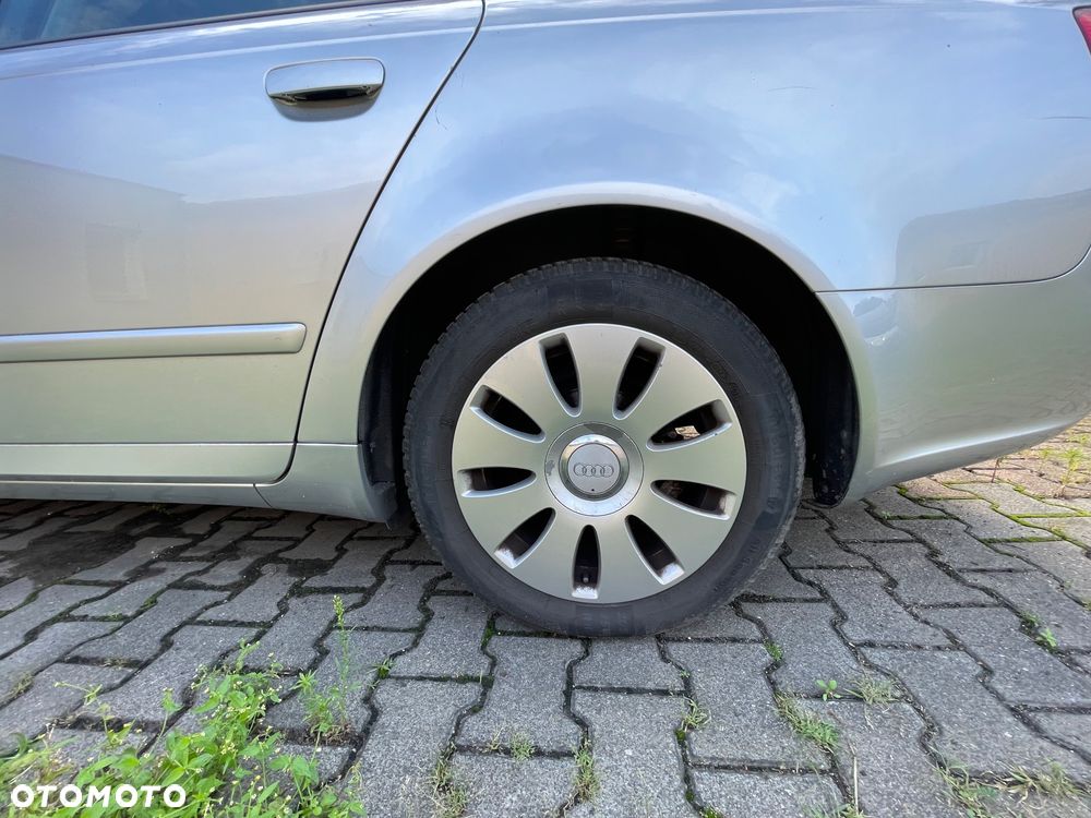 Audi A4 Avant 1.6 - 12