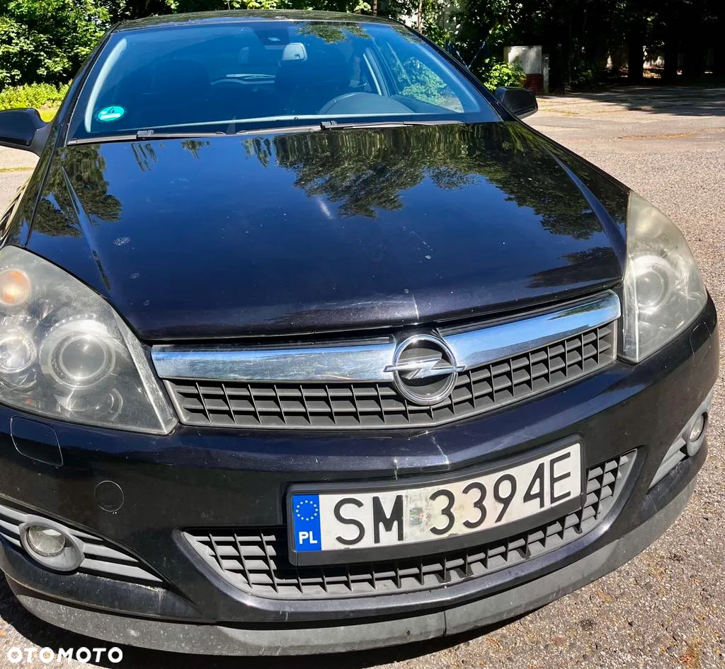 Opel Astra III GTC 1.4 Cosmo - 19