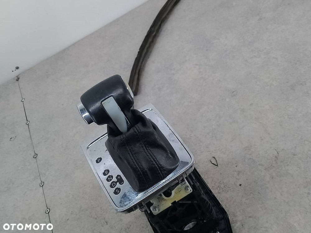 LEWAREK ZMIANY BIEGÓW  PASSAT B6 3C0713265C 3C1713025H 3C1713203A 1K0972353 - 1