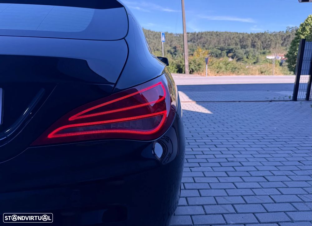 Mercedes-Benz CLA 180 d Shooting Brake Urban - 11