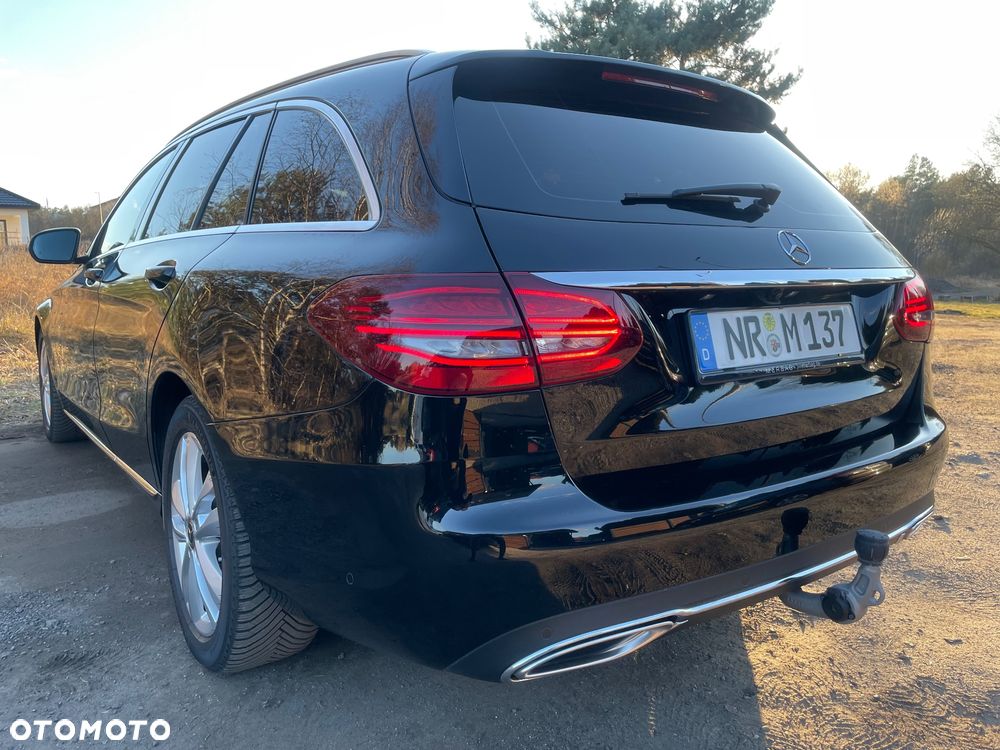 Mercedes-Benz Klasa C 300 9G-TRONIC - 5