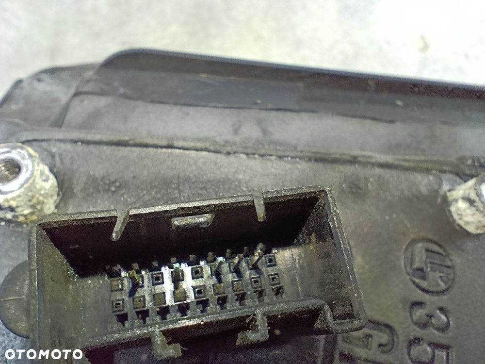 LUSTERKO LEWE OPEL VECTRA C FL Z20R - 2