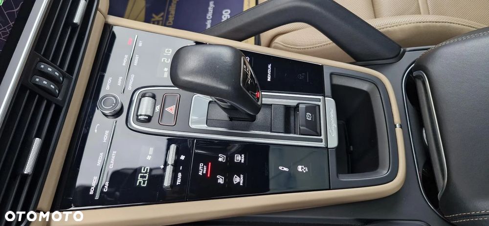 Porsche Cayenne E-Hybrid Platinum Edition - 19