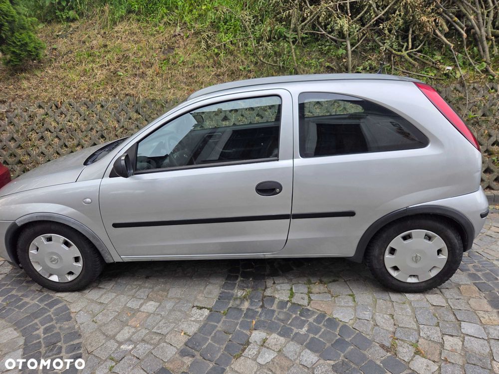 Opel Corsa - 3