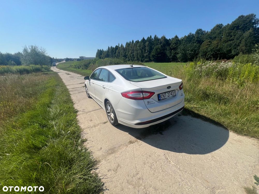Ford Fusion - 9