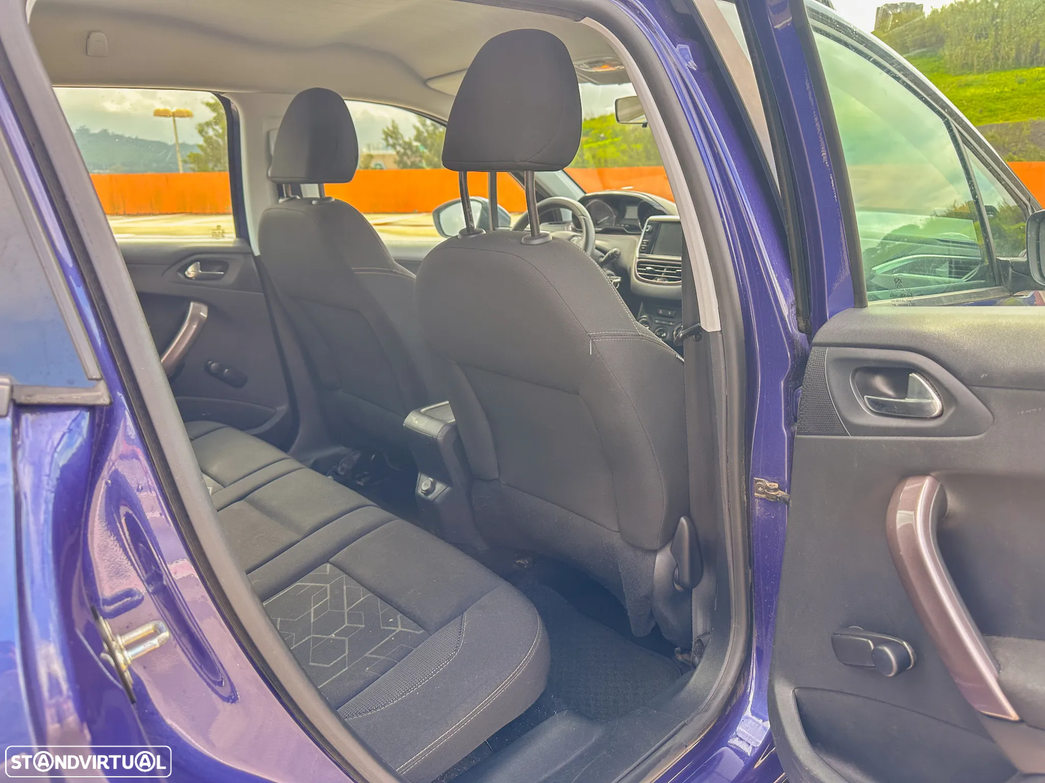Peugeot 2008 1.2 VTi Active - 11