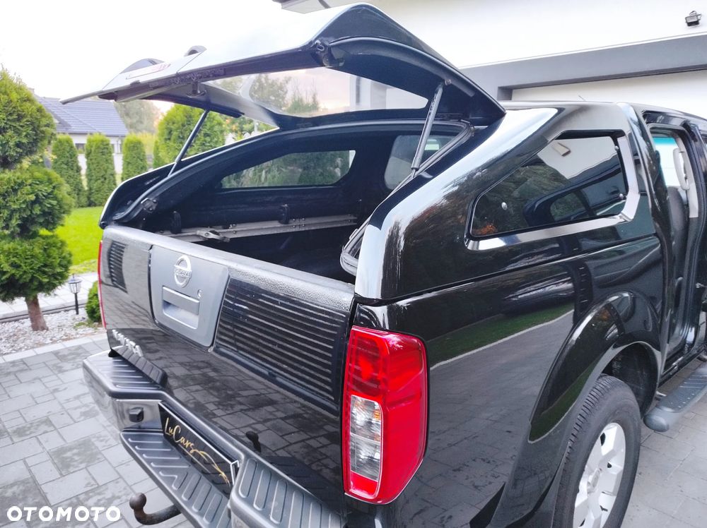 Nissan Navara 2.5 D Platinum - 28