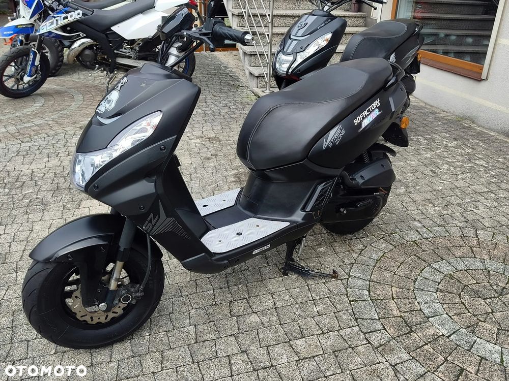 Peugeot Street Zone - 5
