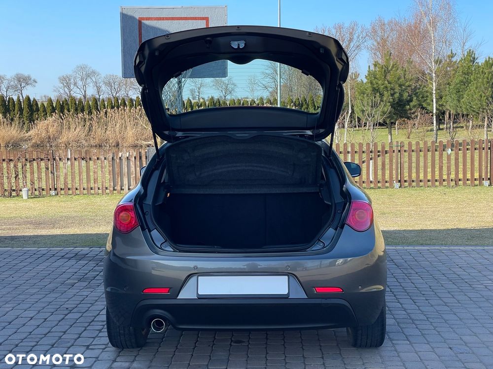 Alfa Romeo Giulietta - 13