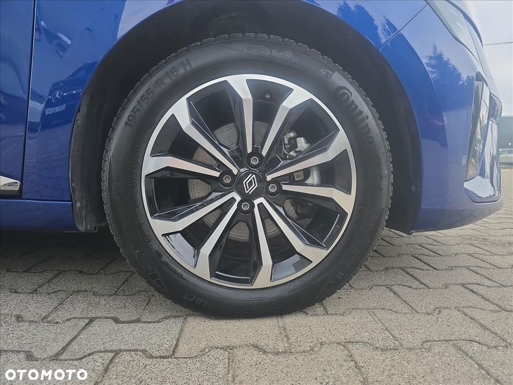Renault Clio - 26