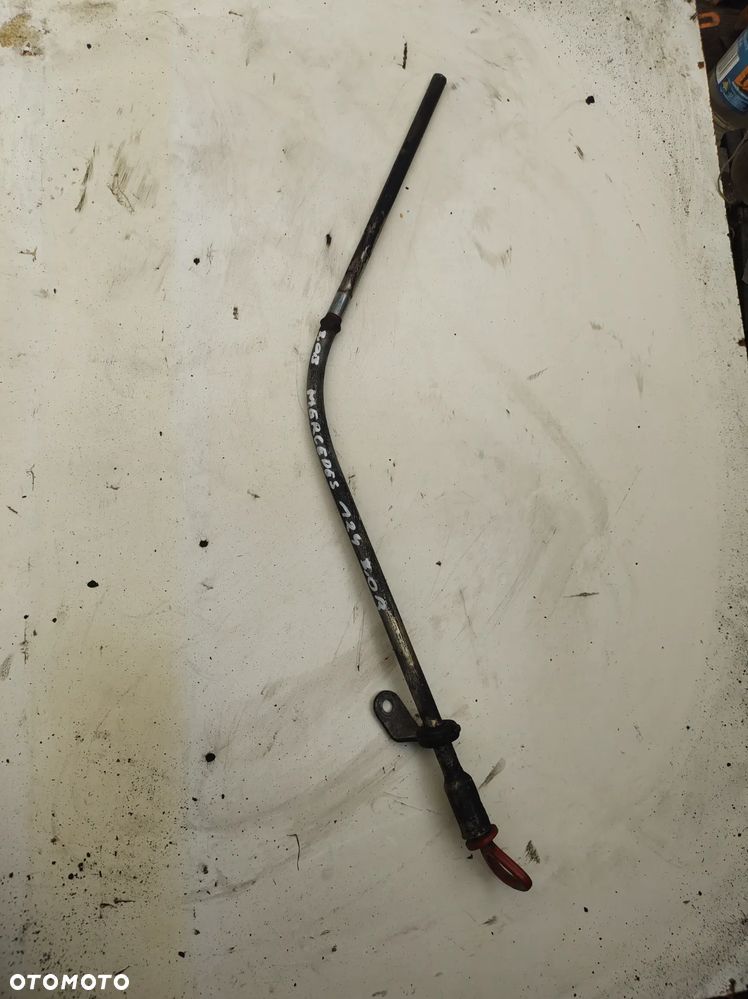 Mercedes 124 W126 3,0E bagnet miarka oleju - 1