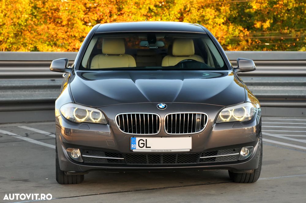 BMW Seria 5 520d - 7