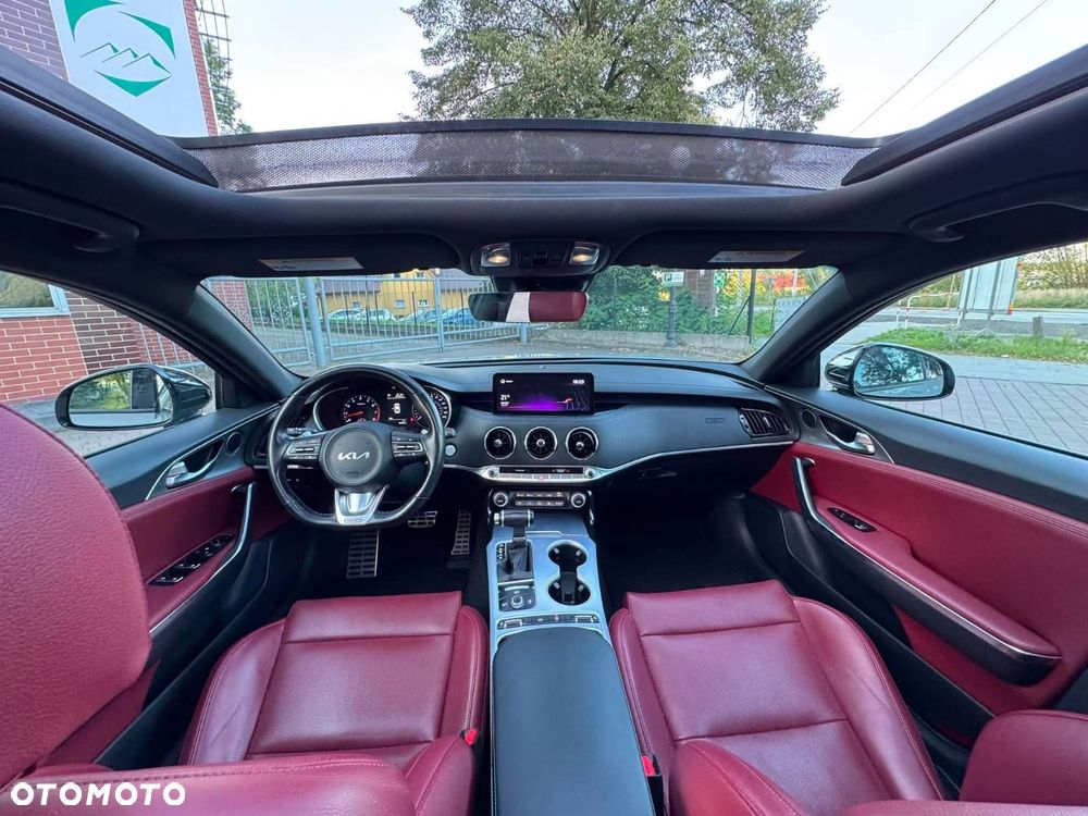 Kia Stinger - 21