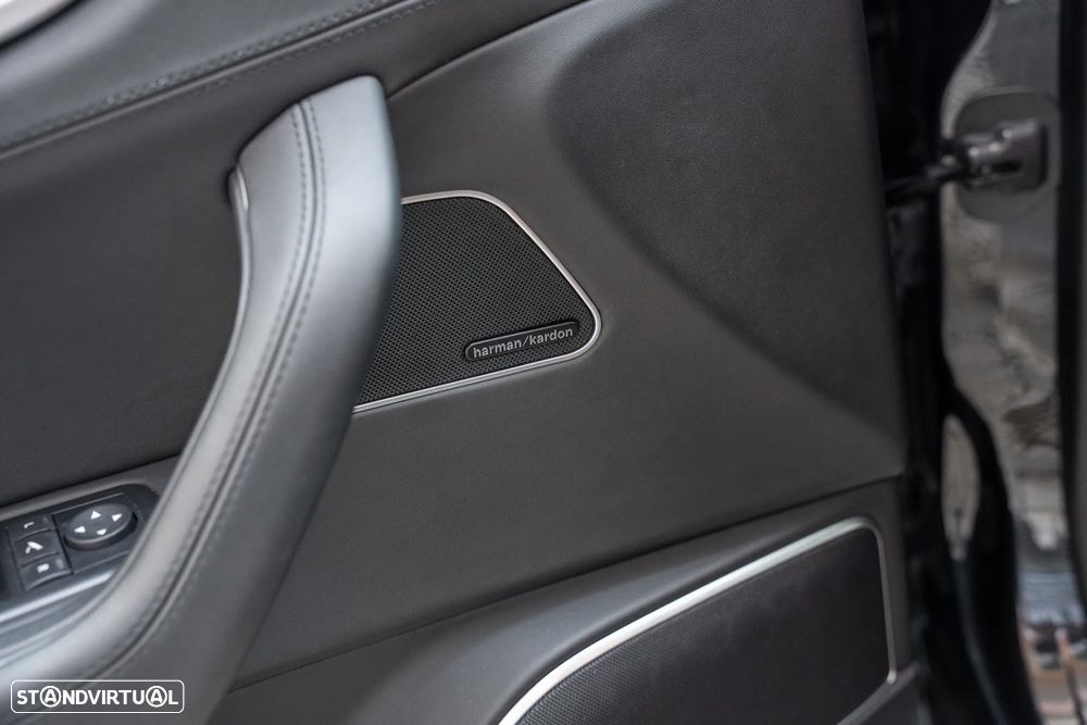 Maserati Levante 3.0 V6 S - 32