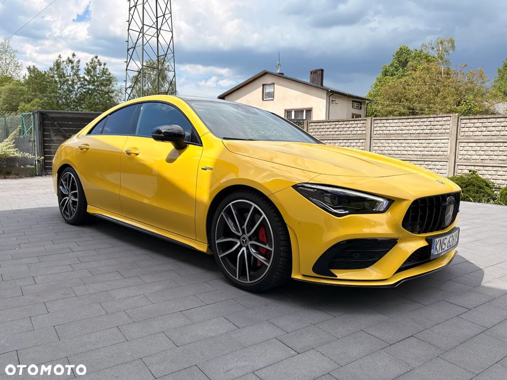 Mercedes-Benz CLA - 12