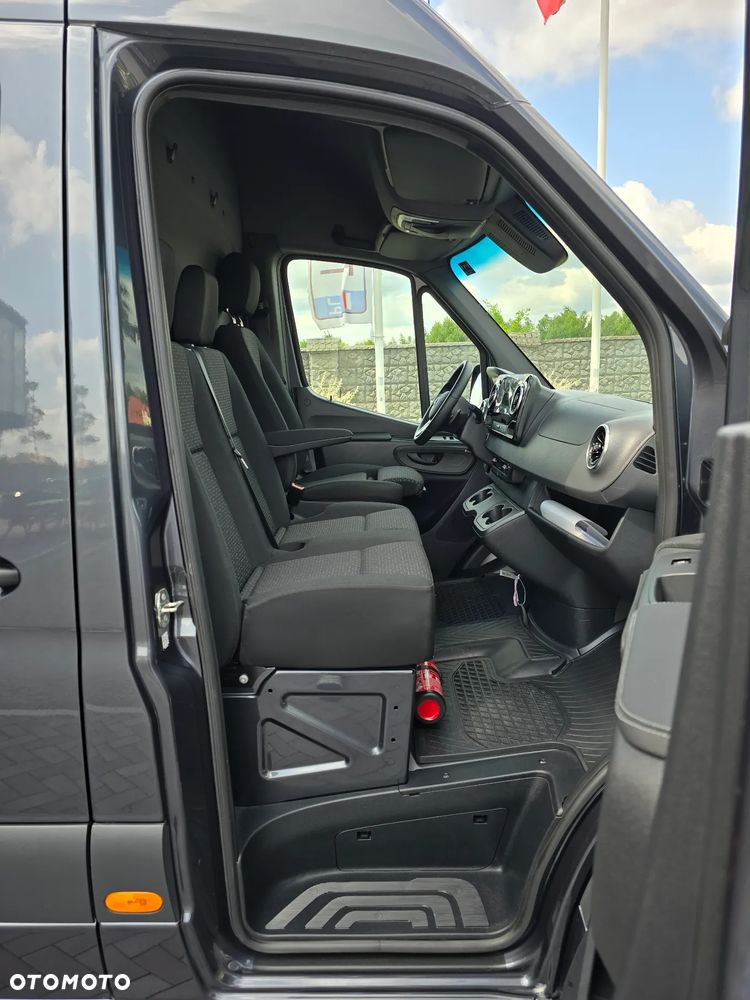 Mercedes-Benz SPRINTER 319 3.0 190KM NOWY BEZ PRZEBIEGU BOGATA OPCJA WYPOSAŻENIA SALON PL NOWY NOWY NOWY - 27
