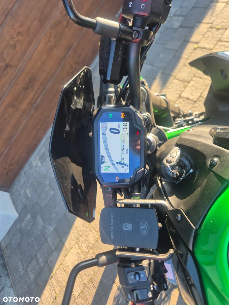 Kawasaki Z 900 - 6