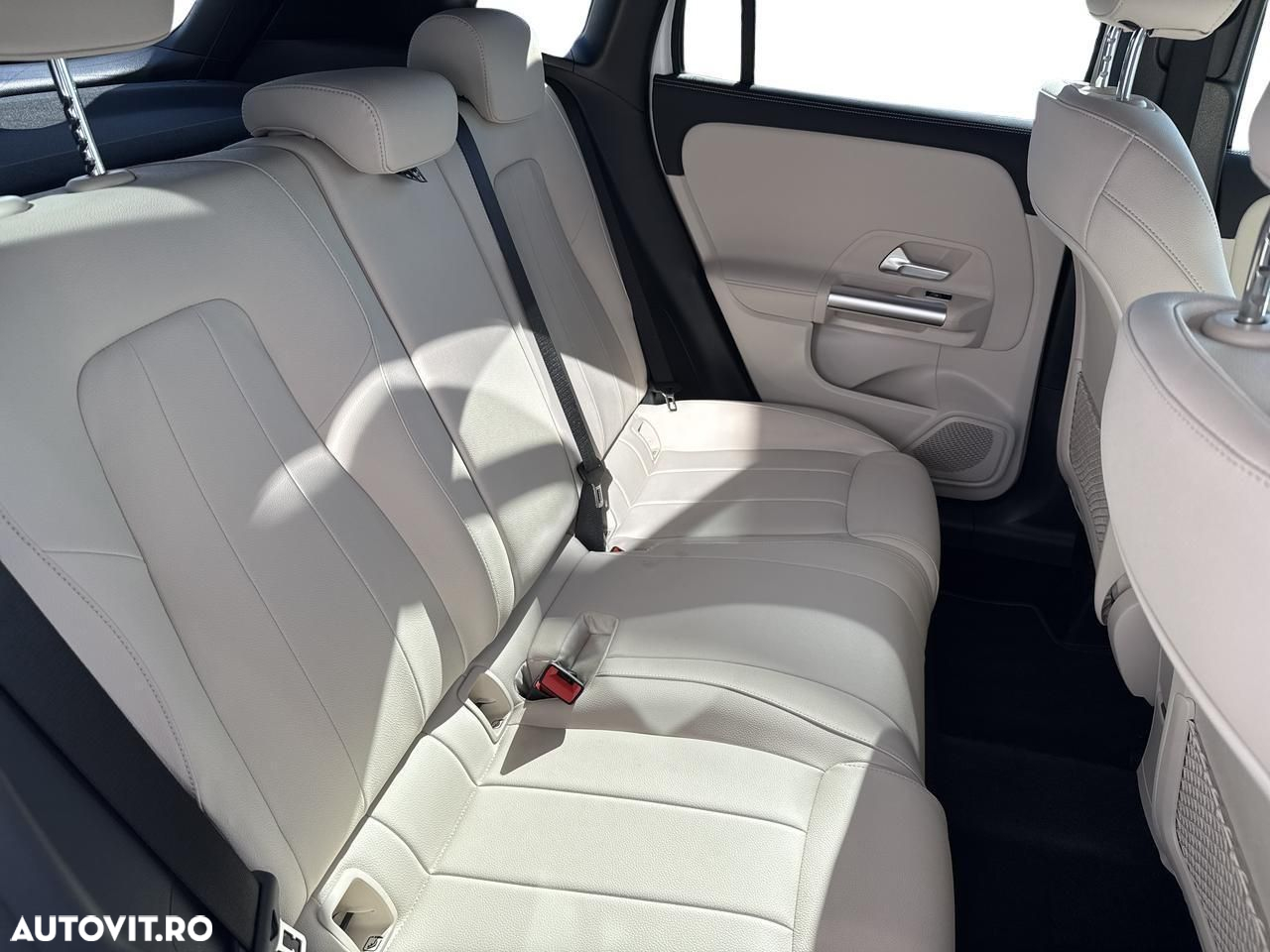 Mercedes-Benz GLA 250 e - 19
