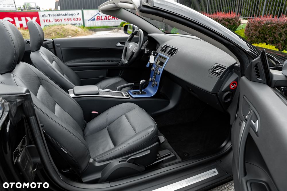 Volvo C70 2.4i Summum - 25
