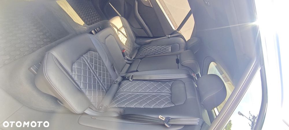 Audi SQ8 TFSI Quattro Tiptronic - 8